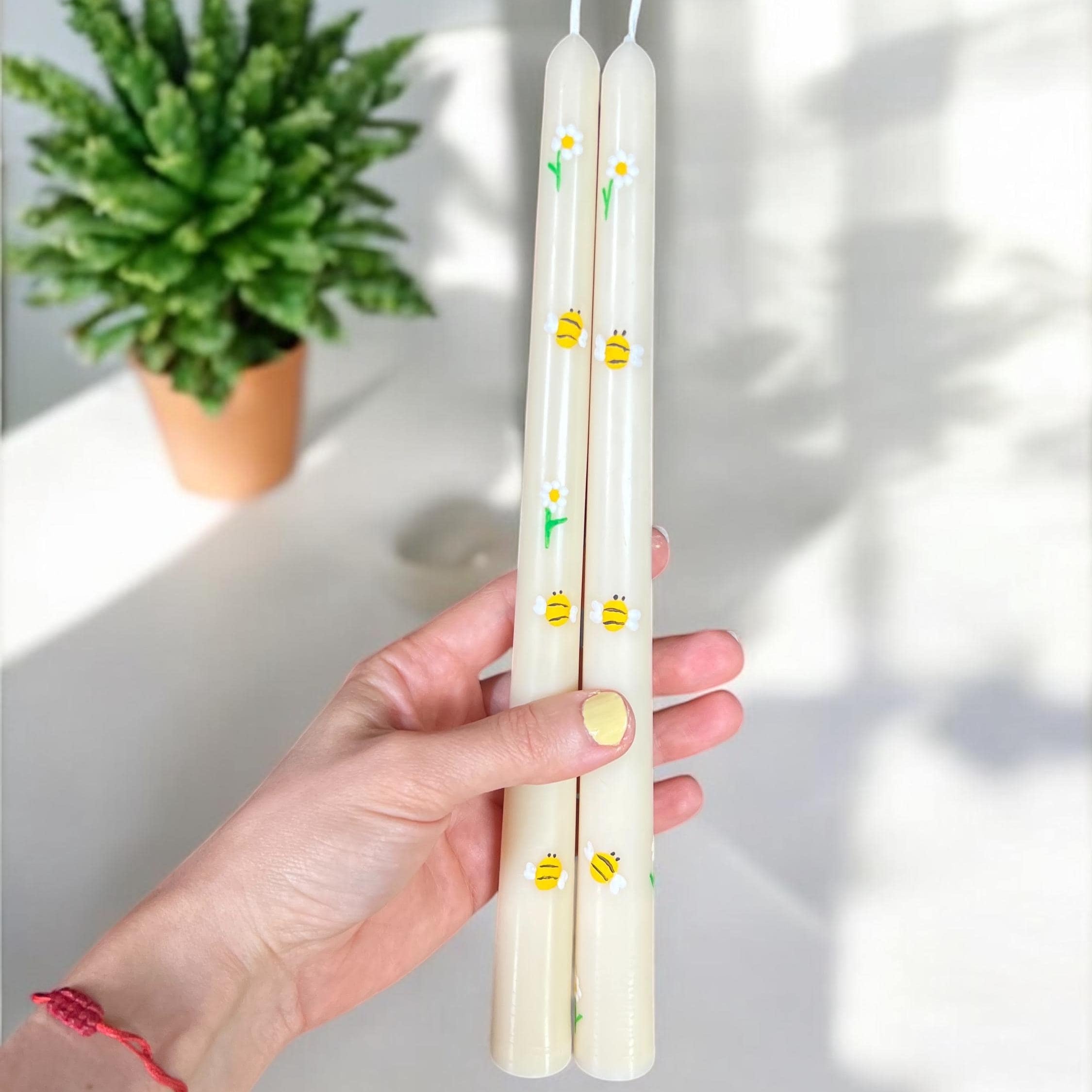 Bee Taper Candle Set