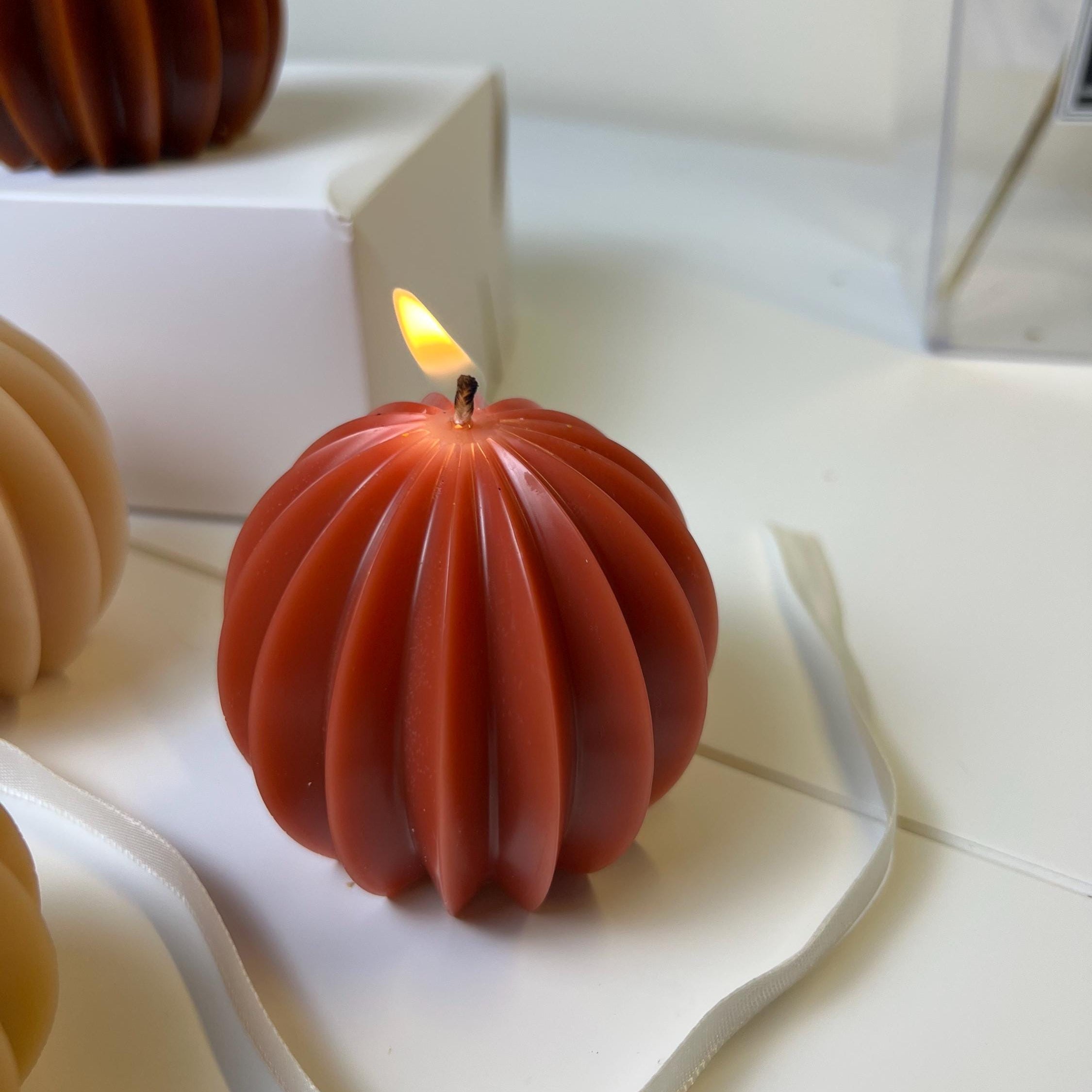 Ribbed Sphere Candle