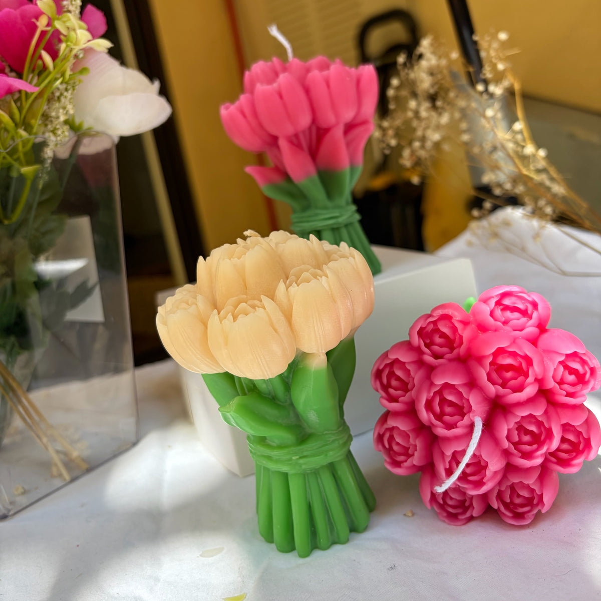 Tulip Bouquet Candle