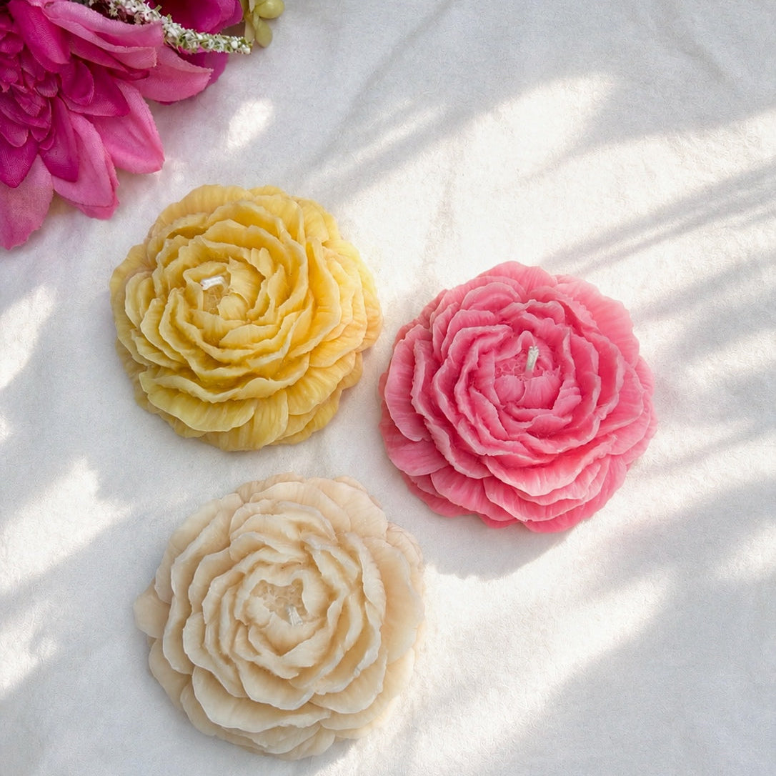 Sculptural Peony Flower Candle