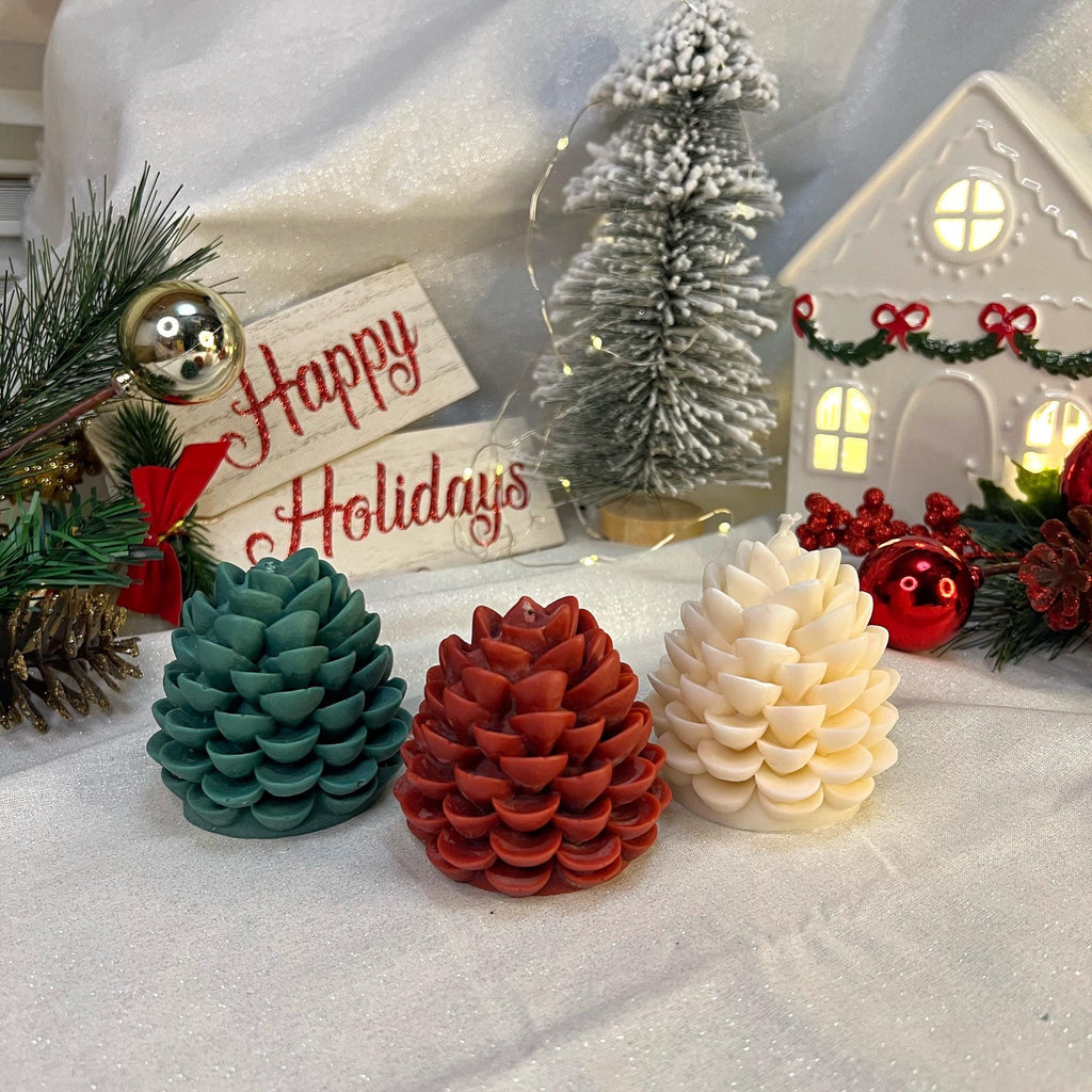 Christmas Pinecone Candle
